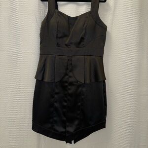 Women’s/juniors. Black dress. Size 11/12